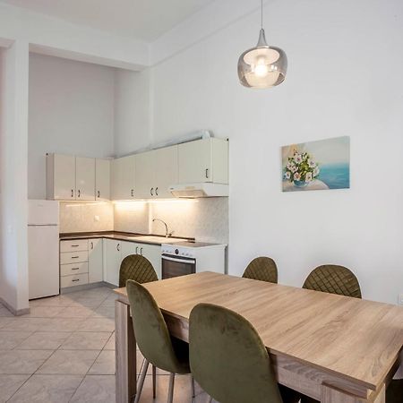 Aris Luxury Apartments Pefkochori Exterior photo